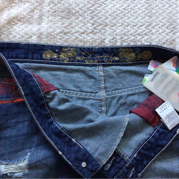 NWT Desigual skirt. Size 40 European which is a us medium or 8. - Picture 4 of 6